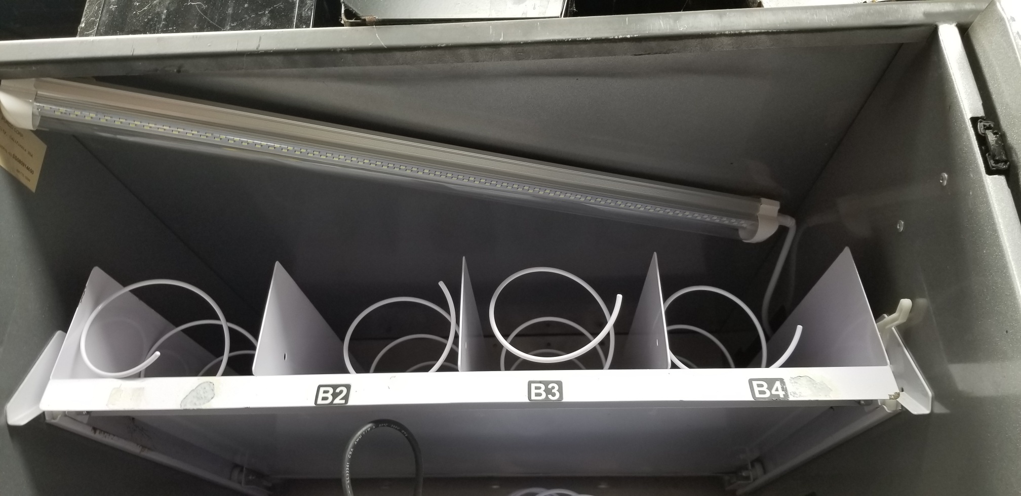 RPD Combo Snack & Soda Vending Machine LED Plug and Play Light Bulb